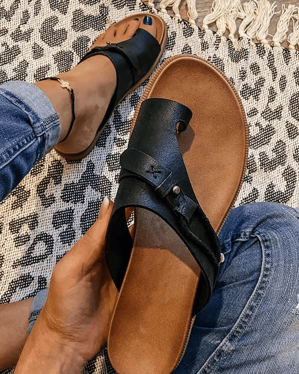 Women's Flat Toe Loop Sandals – Casual Summer Holiday Sandals for Beach & Weekend